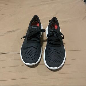 Crocs Women's Literide 360 Pacer Sneakers - Black/White